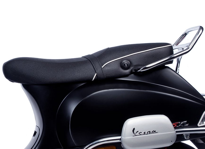 Casco Vespa Visor 3.0 Sabbia Q01 Luc S - Helmets -  - Order  scooter parts, moped parts and accessories